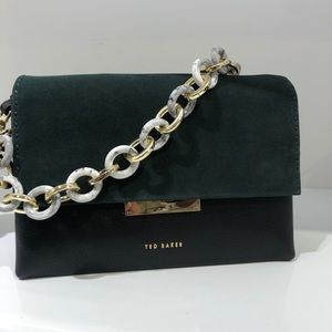 Meet your Posher, Rabia